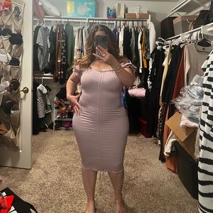 I have few  small medium ,  large lilac bodycon dress